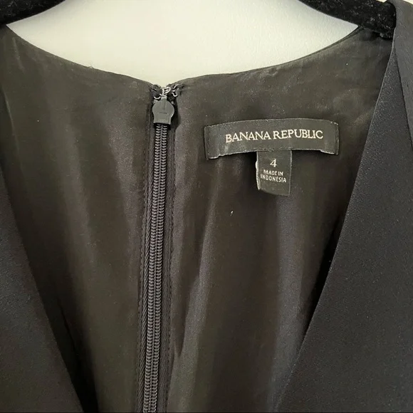 Banana republic jumpsuit - Picture 3 of 8